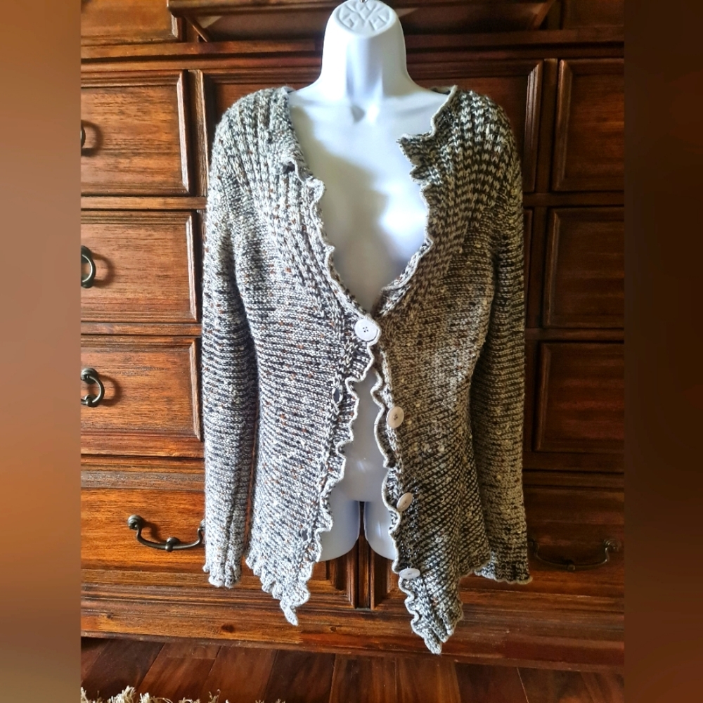 Vertigo Paris Button Front Ruffle Edge Alpaca Mohair L/S Black Gray White Size M